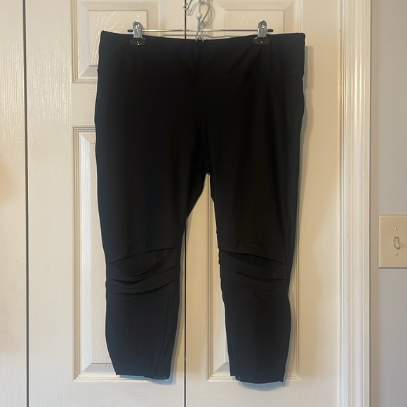 Avia Ripped Knee Leggings - Picture 1 of 7